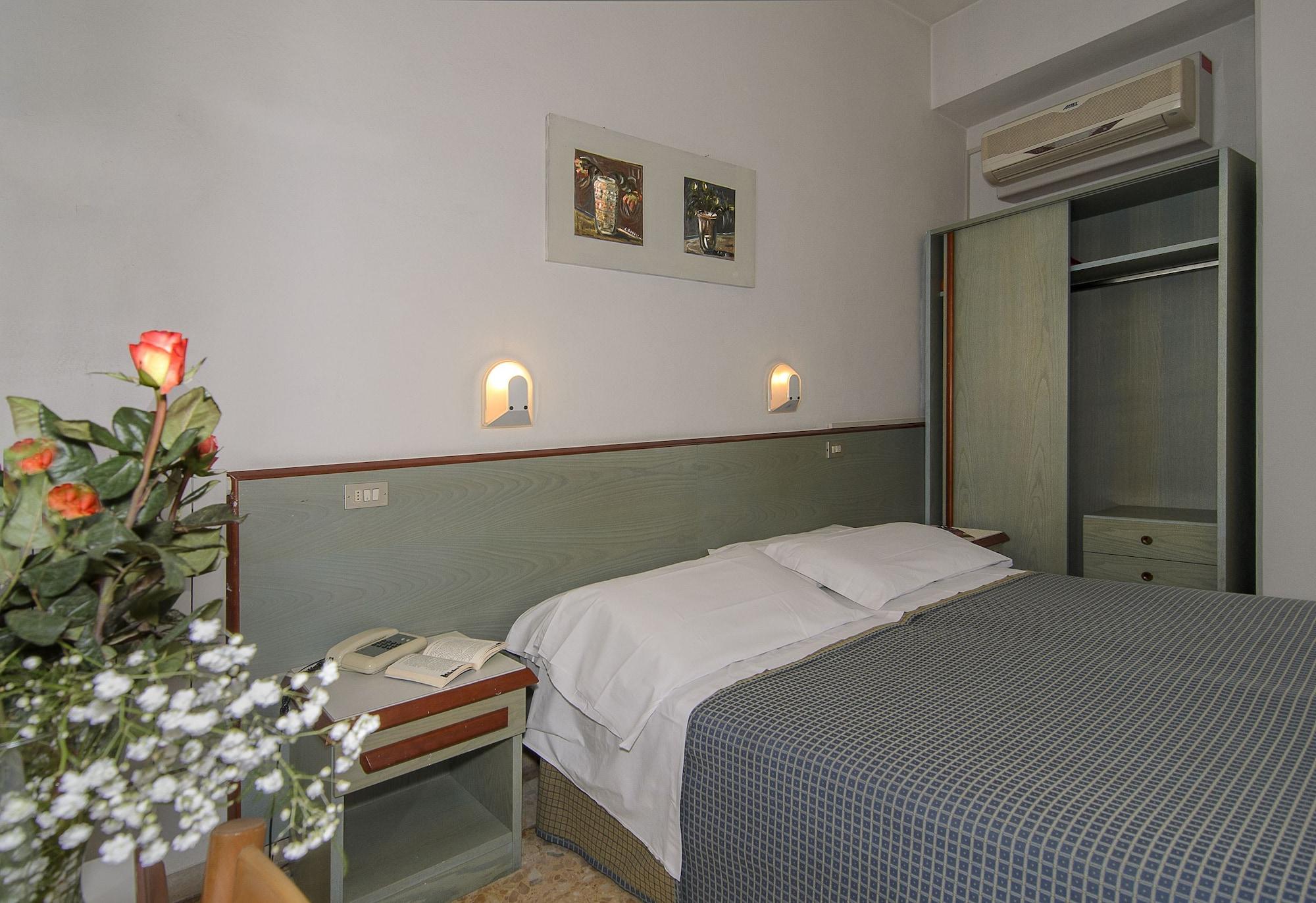 Hotel Lukas Viareggio Luaran gambar